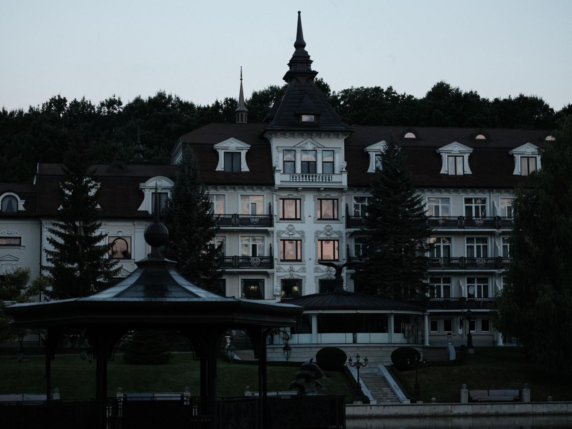Edem Resort Medical & Spa Strelki  Eksteriør billede