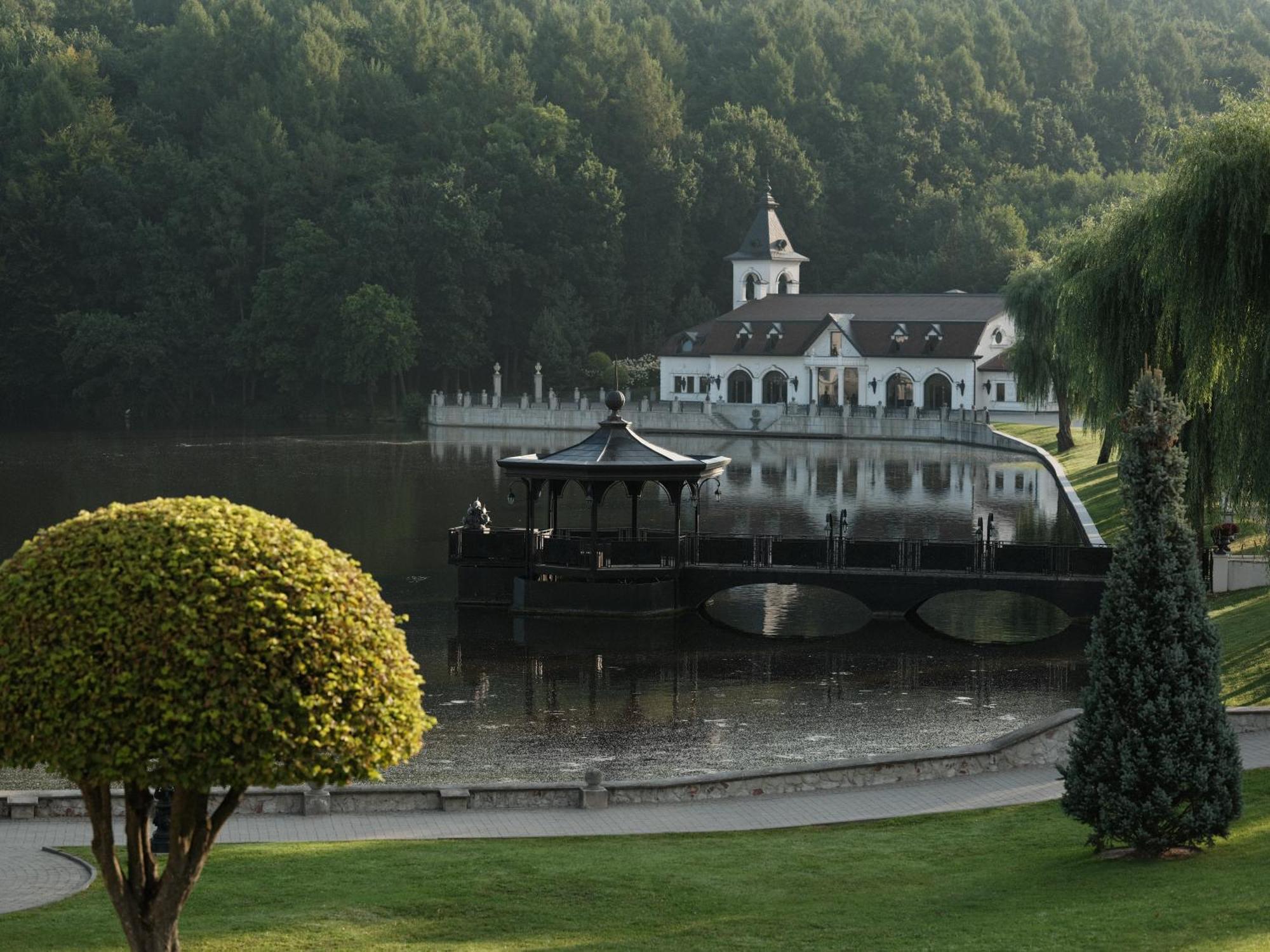 Edem Resort Medical & Spa Strelki  Eksteriør billede